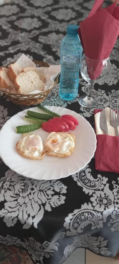 Hotel River Târgu Jiu Zewnętrze zdjęcie