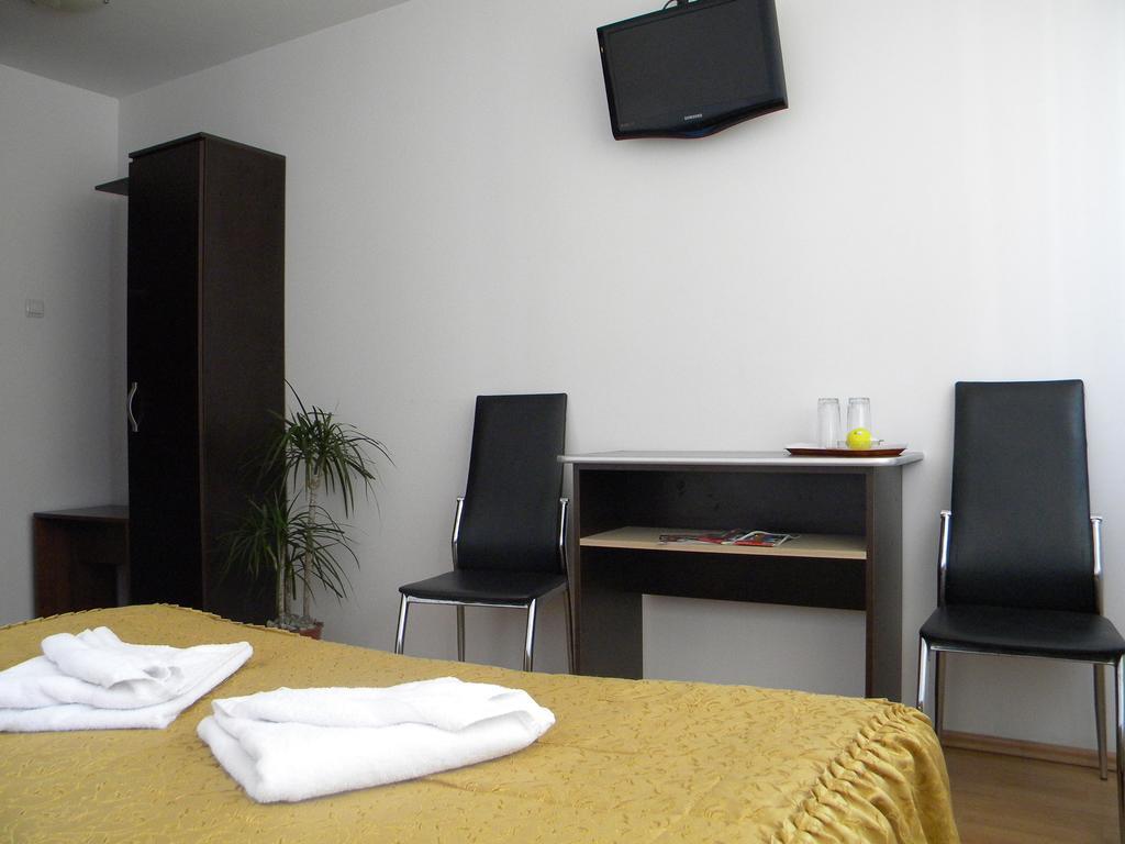 Hotel River Târgu Jiu Pokój zdjęcie