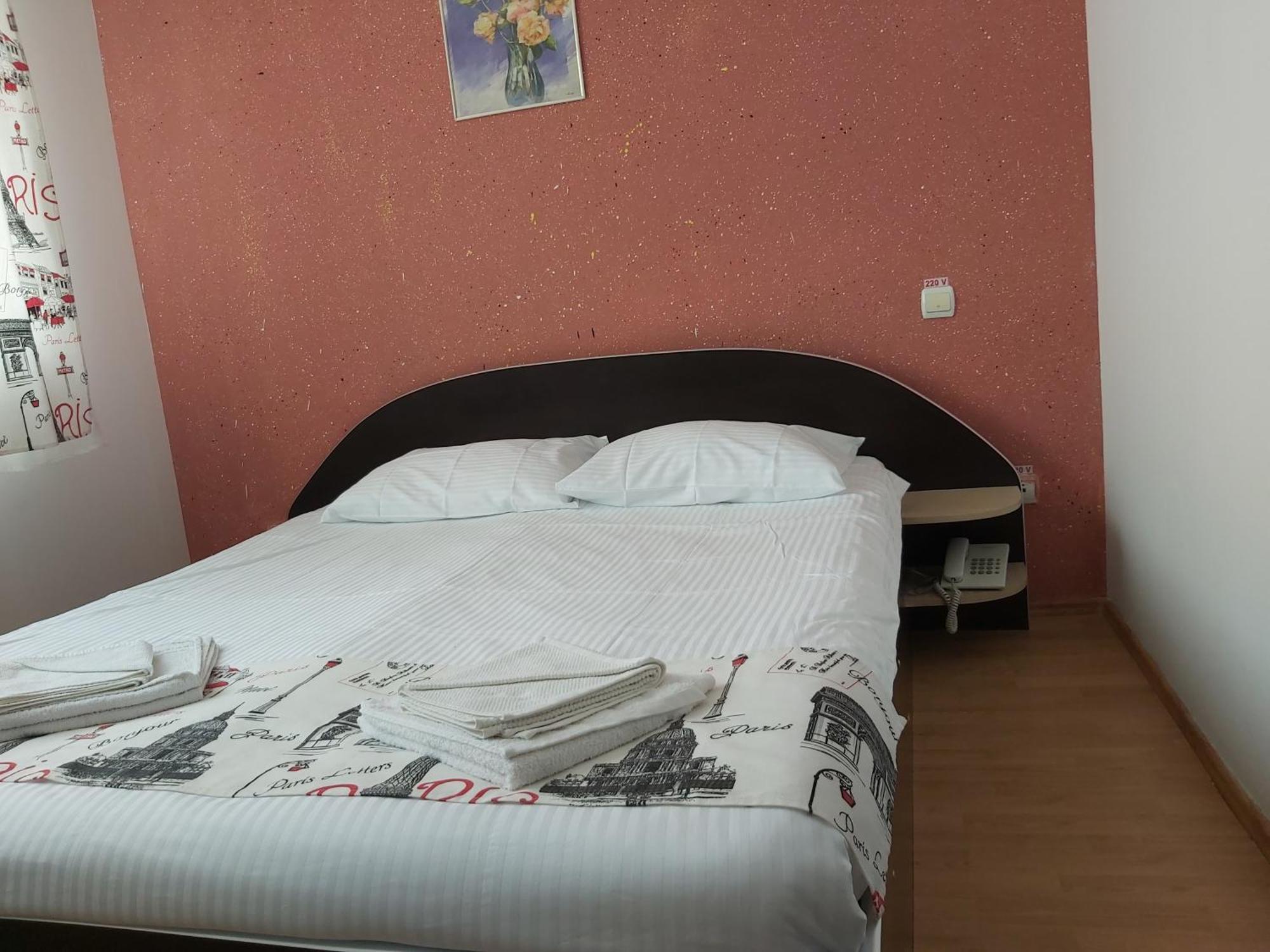 Hotel River Târgu Jiu Pokój zdjęcie