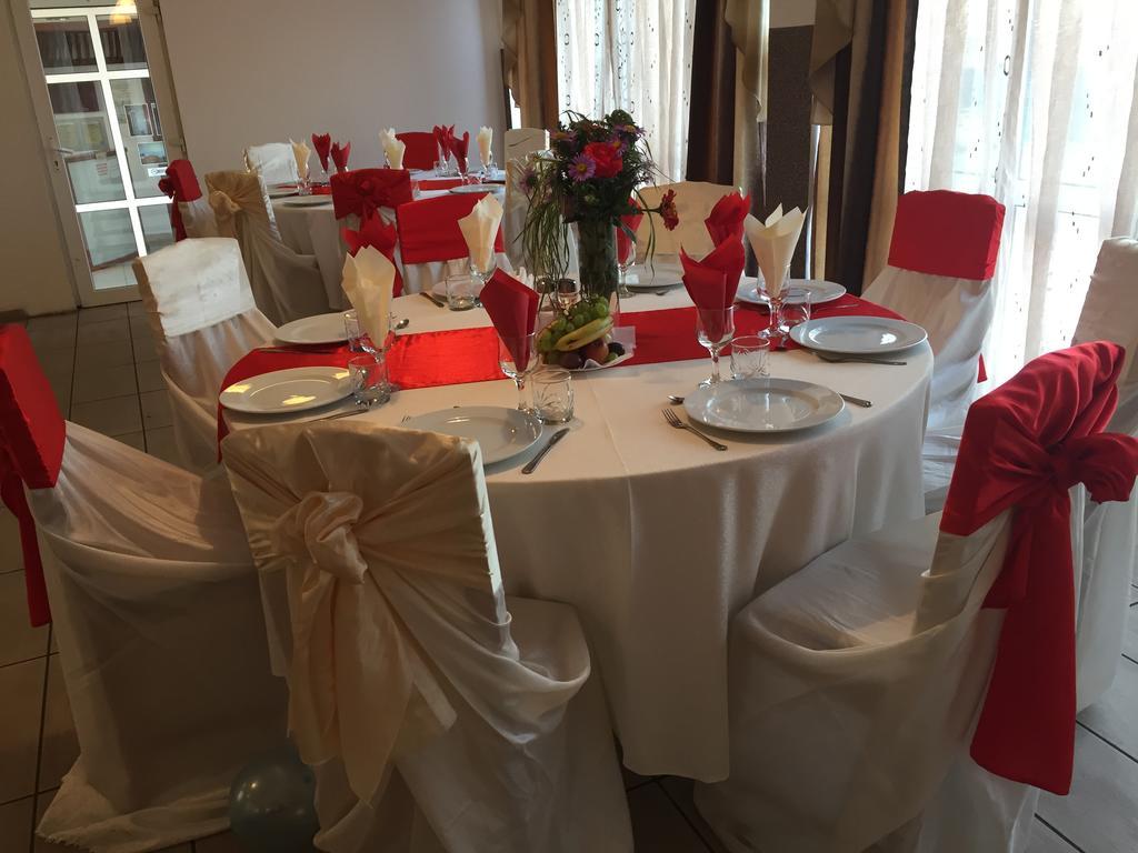Hotel River Târgu Jiu Zewnętrze zdjęcie